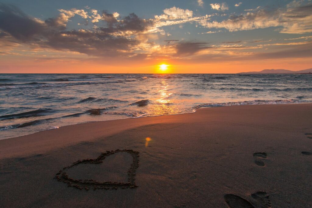 Nurturing Self-Love: A Blend of Acceptance and Commitment Therapy with Emotion-Focused Therapy